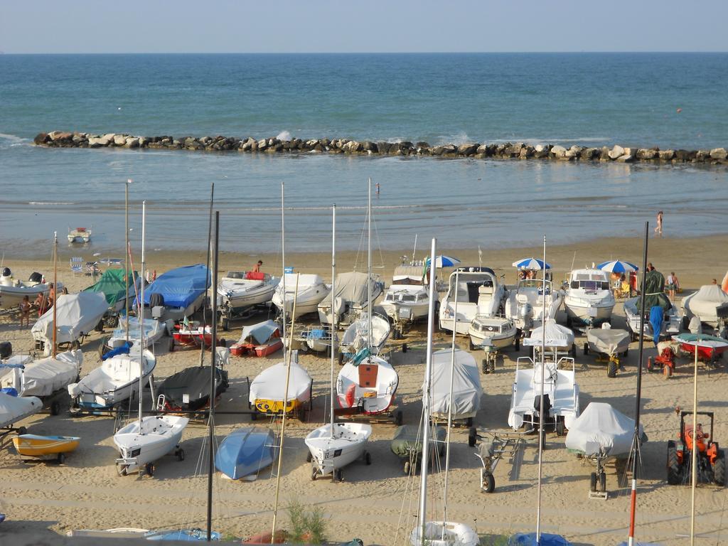 Hotel Laguna Blu Rimini Ruang foto