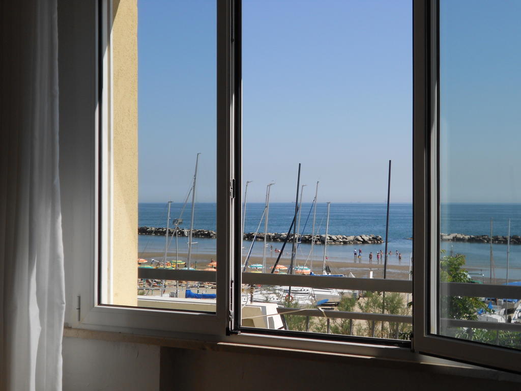 Hotel Laguna Blu Rimini Ruang foto
