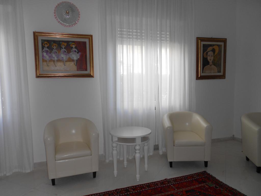 Hotel Laguna Blu Rimini Bagian luar foto