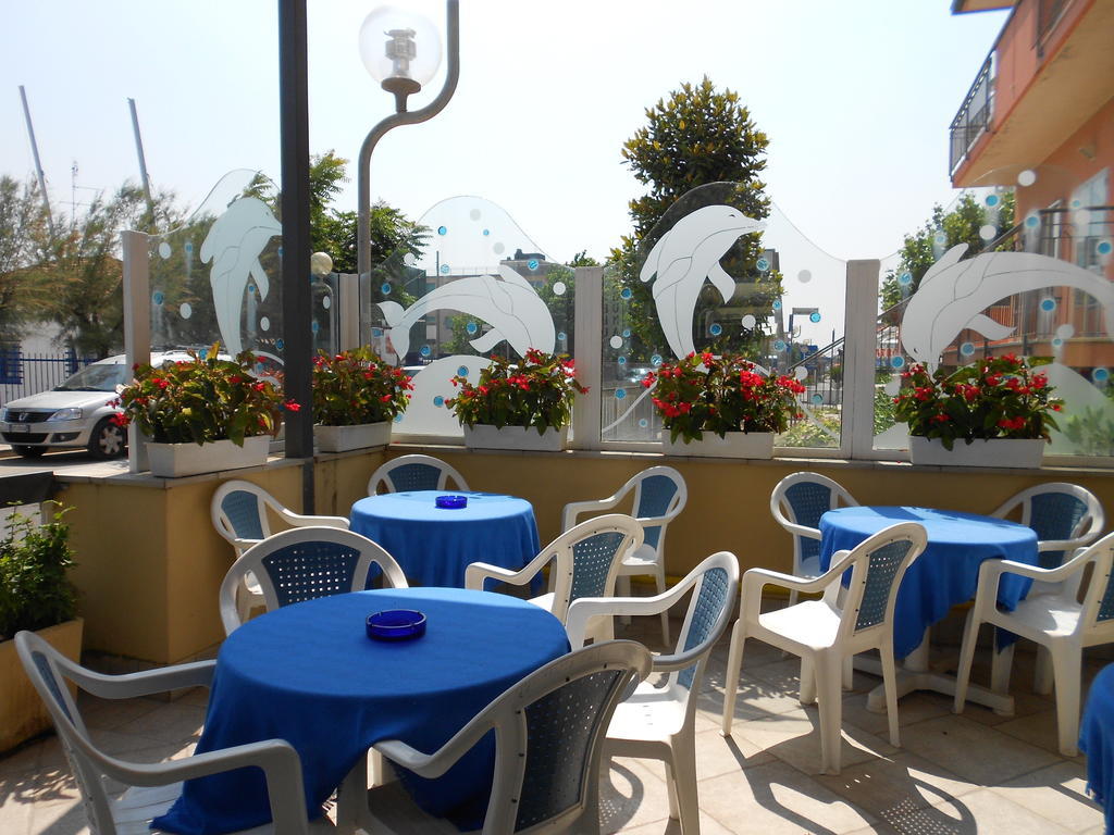 Hotel Laguna Blu Rimini Bagian luar foto