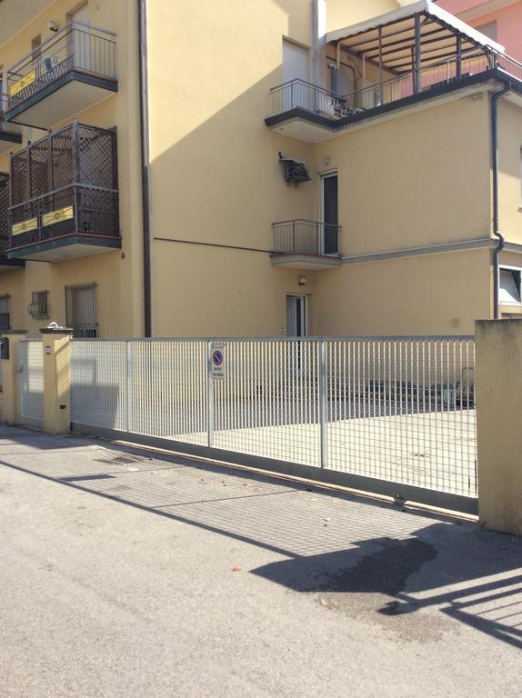 Hotel Laguna Blu Rimini Bagian luar foto