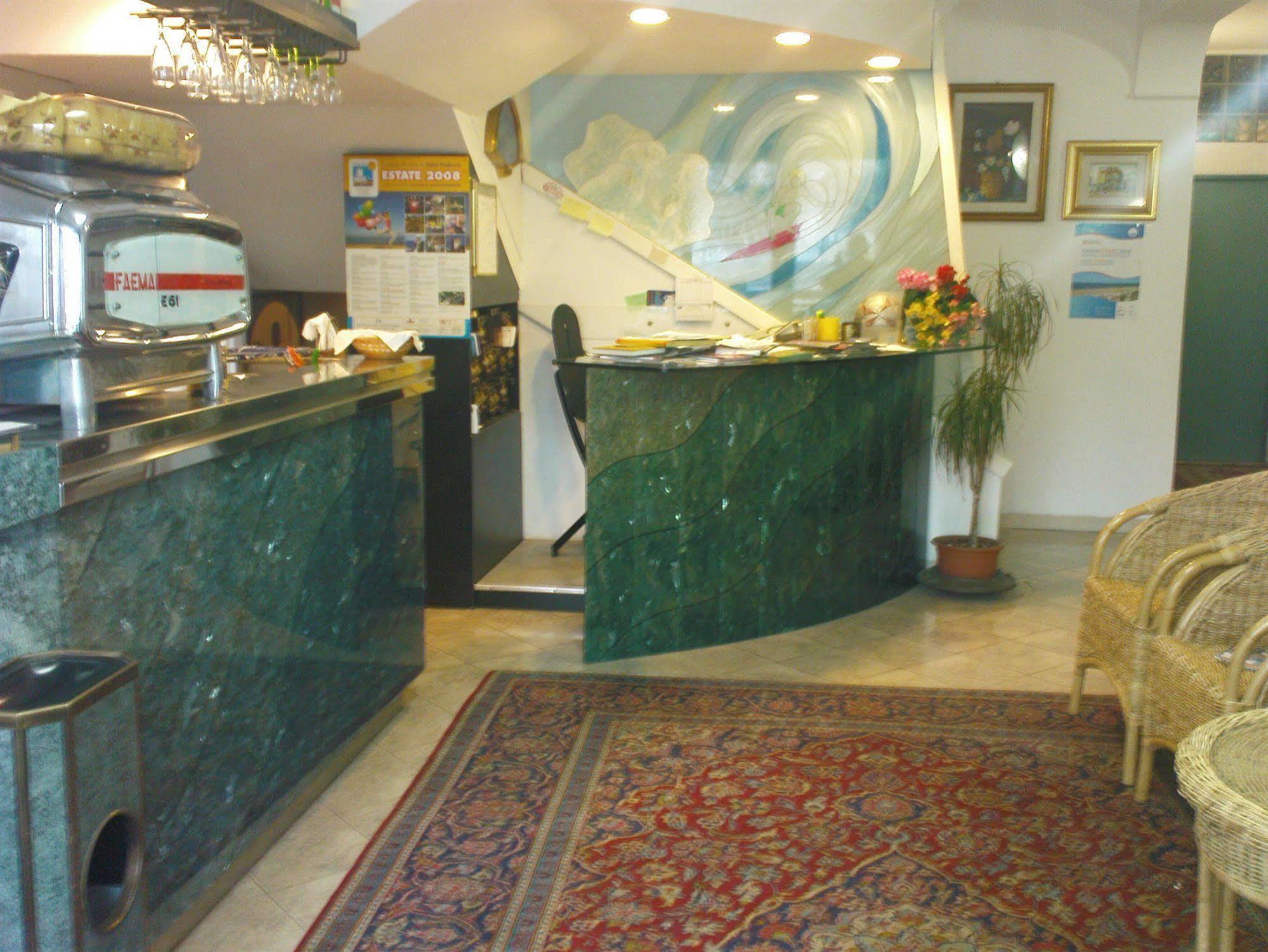 Hotel Laguna Blu Rimini Bagian luar foto